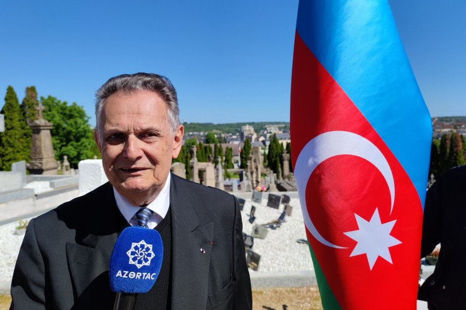 Bernar Ferran: Az azerbajdzsáni katonák vállvetve harcoltak a franciákkal Franciaország szabadságáért