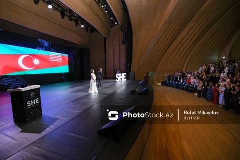 Hidzsran Huseynova: Egyre több nő dolgozik műszaki területeken Azerbajdzsánban