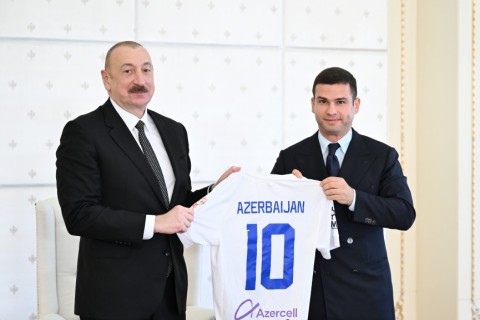 Ilham Aliyev fogadta a minifutball-világbajnok azeri válogatottat
