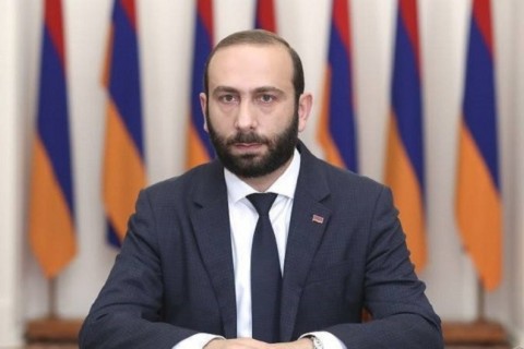 Mirzoyan: Örményország érdekelt a kapcsolatok normalizálásában Azerbajdzsánnal és Törökországgal