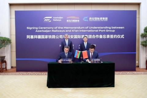 Az Azerbajdzsáni Vasút és a kínai Xi’an Kikötő együttműködési megállapodást kötött