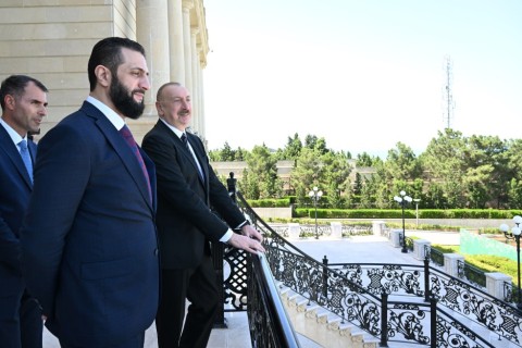 Ilham Aliyev elnök megbeszélést folytatott Szíria átmeneti elnökével