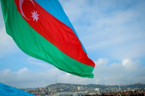 Baku fontos  közvetítővé válik a Közel-Keleten