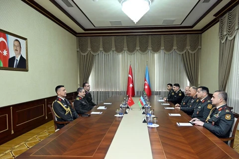 Azerbajdzsán és Törökország a katonai együttműködés új perspektíváiról és a regionális biztonságról tárgyaltak