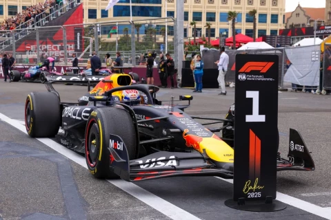 Max Verstappen másodszor nyert Bakuban
