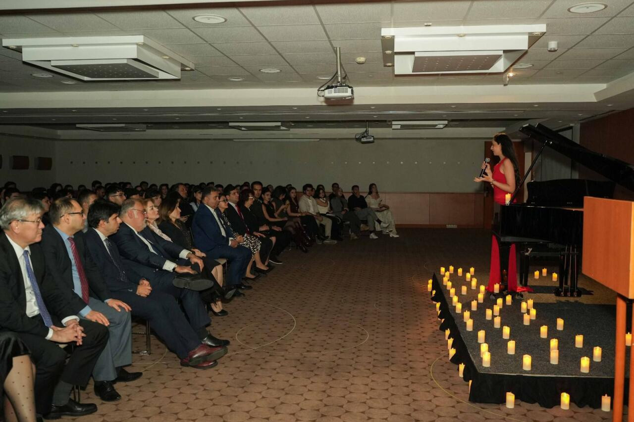 Bakuban megünnepelték Azerbajdzsán Győzelmének 5. évfordulóját – FOTÓ