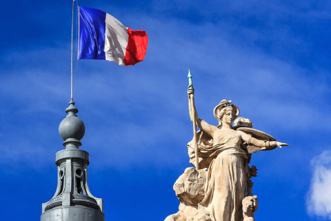 Franciaországban bevezetik az önkéntes katonai szolgálatot – VIDEÓ