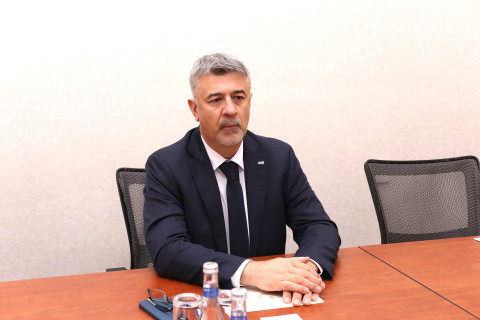 Magyarország azerbajdzsáni nagykövete látogatást tett a Diaszpóra Bizottságnál