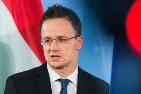 Szijjártó: London és Párizs háborút indít Moszkva ellen, ha…