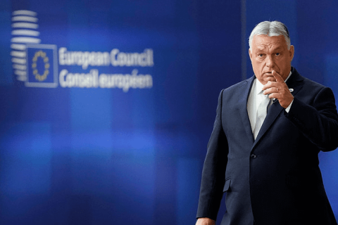 Magyarország csak saját állampolgárainak tartja fenn a kedvezményes üzemanyagárakat