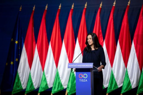 Magyarország csatlakozik az euróövezethez