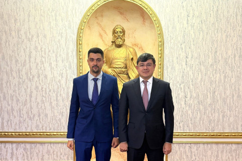 Fuad Muradov találkozott egy Balin élő diaszpóraaktivistával